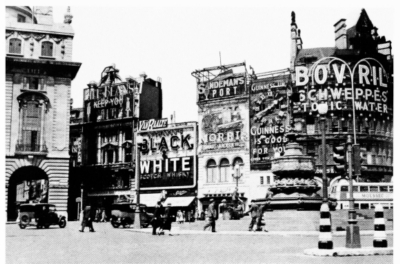 Piccadilly Circus 1935 - View looking North-east.jpg . Click on the picture to enlarge